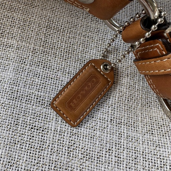 Coach Chelsea Optic Signature Hobo (G0771-10990) - Picture 9 of 12